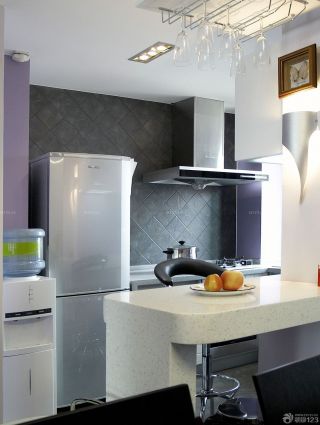 现代家装风格小厨房设计效果图片