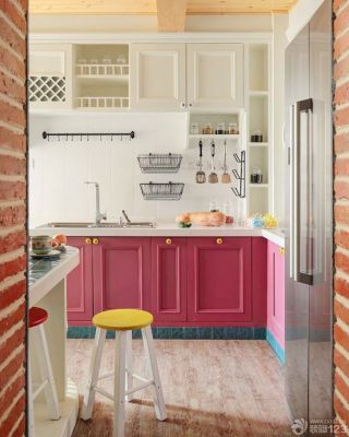 长方形厨房橱柜颜色装修效果图