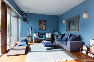 客厅蓝色墙面装修效果图片