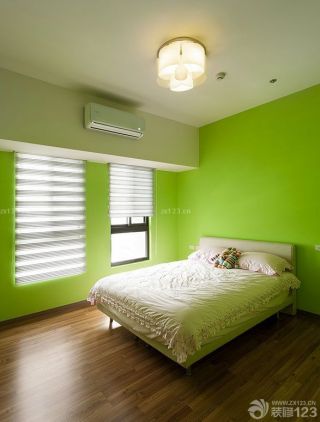 小清新卧室绿色墙面装修效果图片