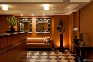 温馨小宾馆棕色墙面装修效果图片