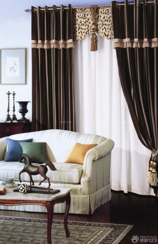110平方房子家庭客厅窗帘装修效果图片