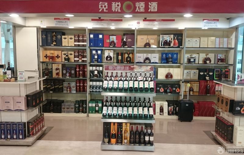 传统小超市红酒柜装修效果图