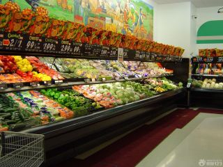 现代风格超市的储物柜 