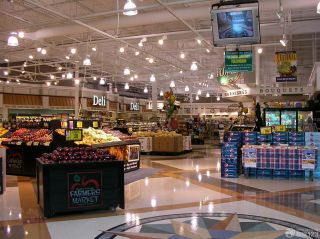 美式风格超市货架装饰图片