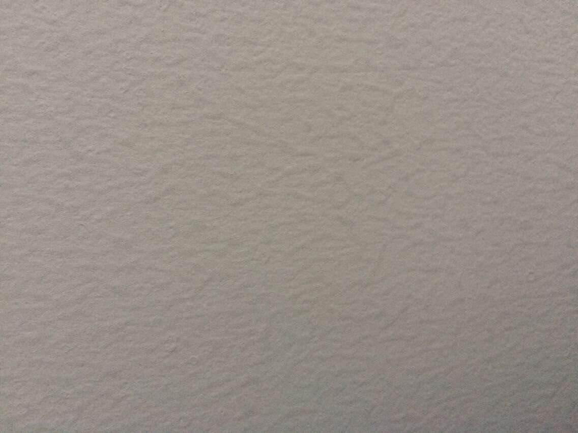 乳胶漆出现滚花印