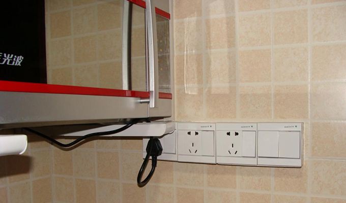 家用插座不够用怎么办