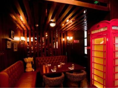 酒吧-300㎡-现代风效果图