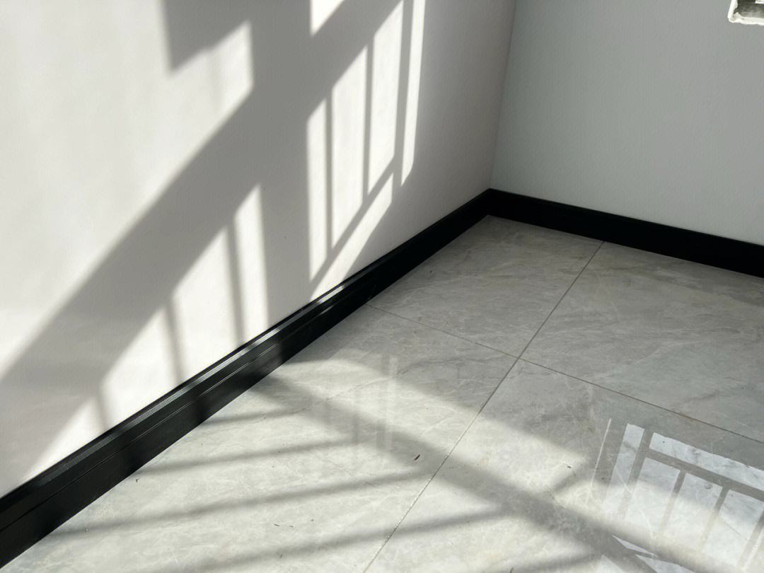 踢脚线材质如何选择